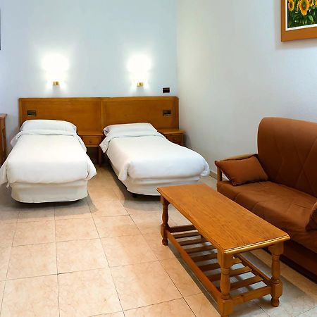 Hostal La Maya Cercedilla Εξωτερικό φωτογραφία